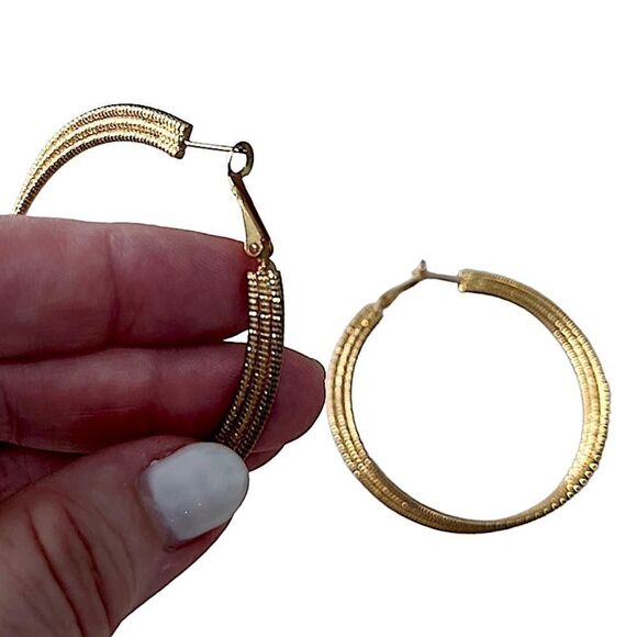 Gold tone 2.5” Textured Triple Layered Wire Twist Hoop Earrings - Picture 7 of 11